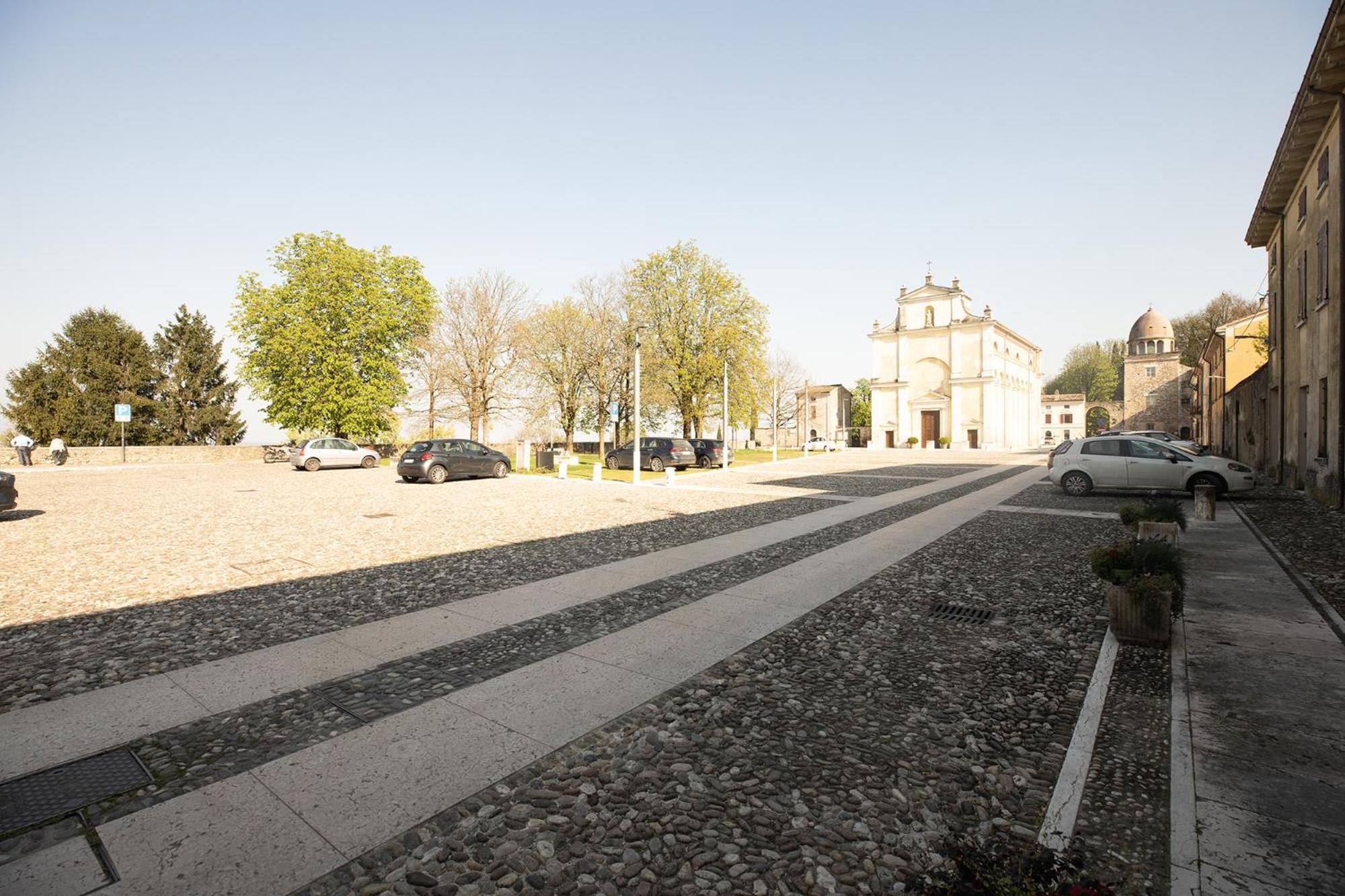 Relais La Rocca Solferino Panzió Kültér fotó